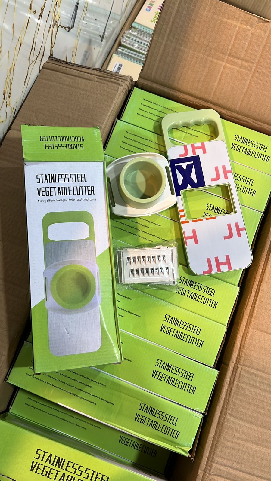 🥒 6-in-1 Multi-Function Vegetable Slicer & Grater – Adjustable Kitchen Cutter 🥕✨